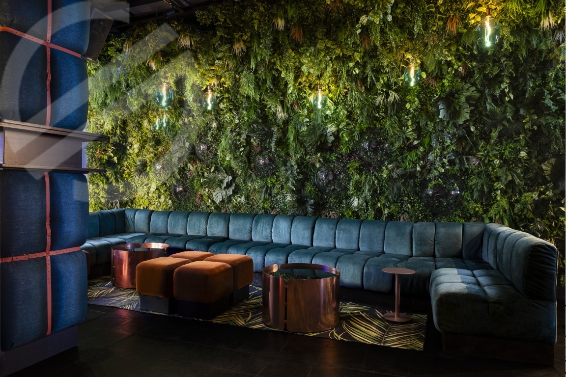 Immersive Club Lighting Acoustics